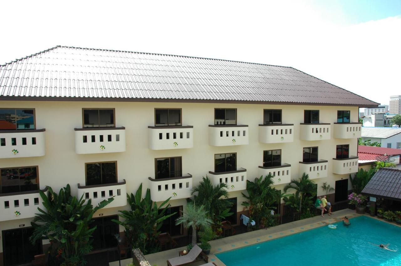Bonkai Resort Pattaya Exterior photo