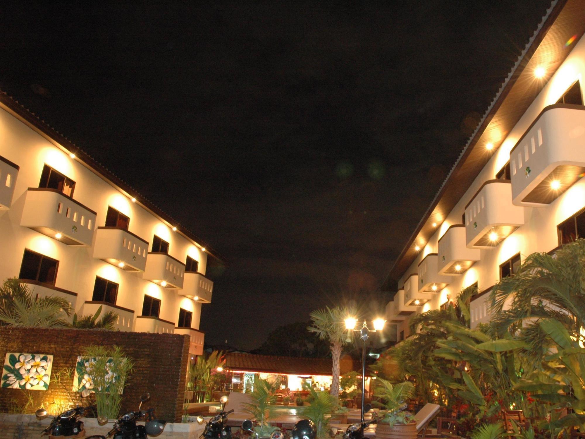 Bonkai Resort Pattaya Exterior photo