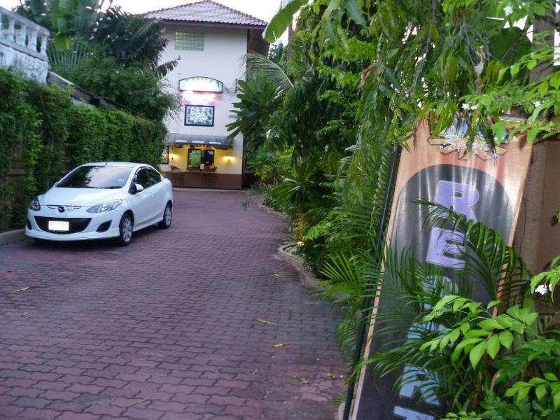 Bonkai Resort Pattaya Exterior photo